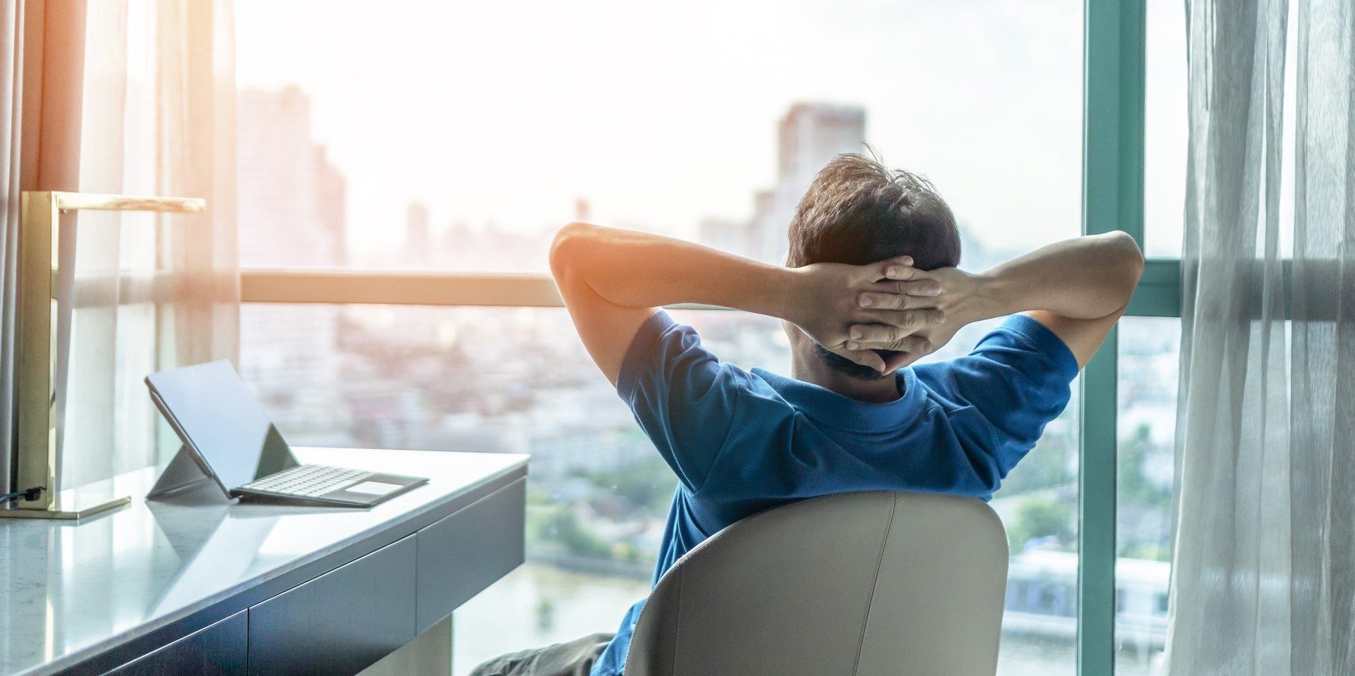 Vacances D’été : Partir Du Bureau L’esprit Tranquille Avec JPG